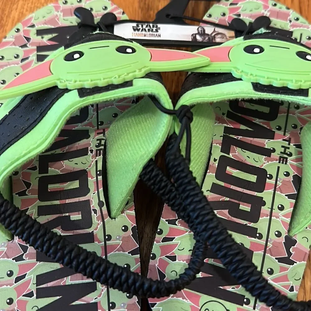 Star Wars Mandalorian Yoda Sandals Flip Flop Boys Shoes Various Sizes NWT